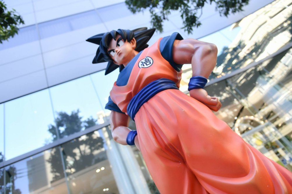 Grafite de Goku e Vegeta na exposição Do Anime para a Metrópole em São Paulo