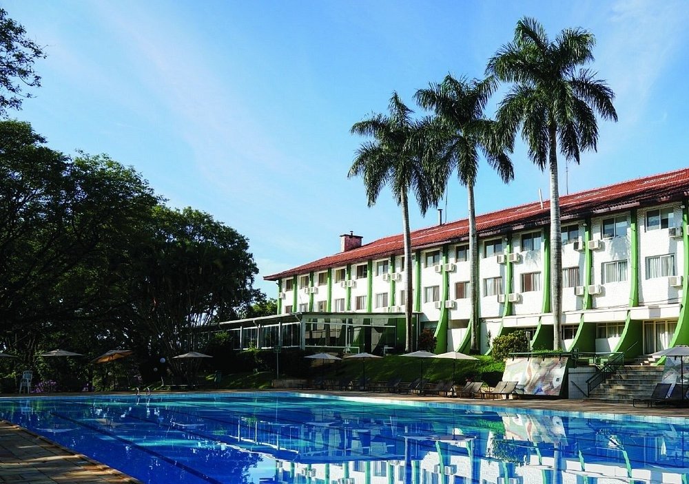 Eldorado Atibaia Eco Resort com áreas de lazer e estrutura moderna