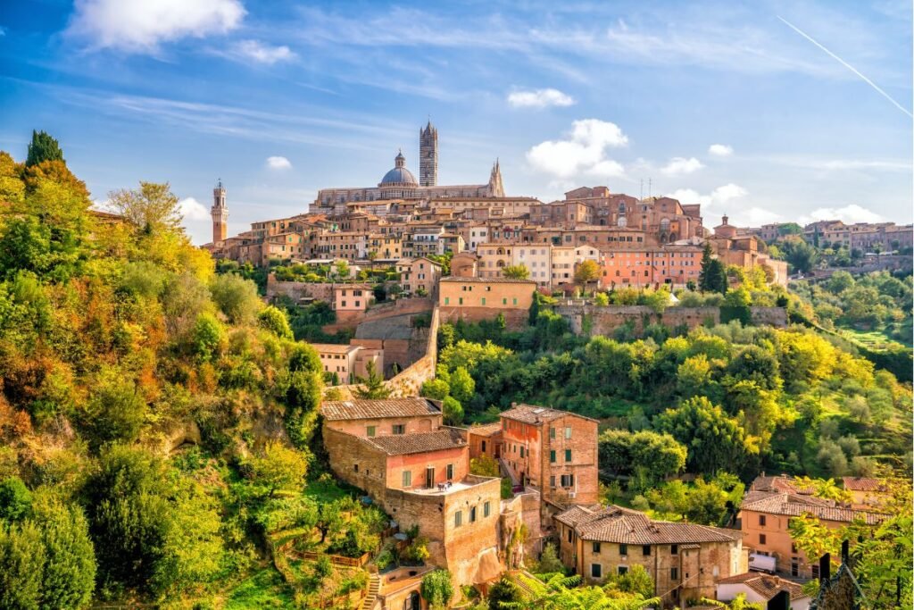 Vista panorâmica de Siena com a Catedral de Santa Maria Assunta em destaque